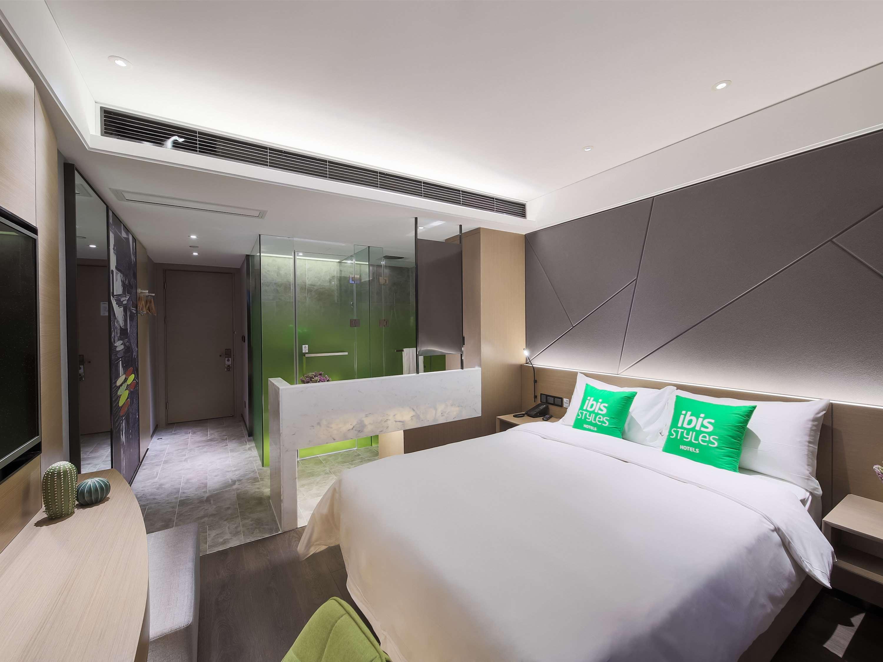 Ibis Styles Nanjing South Railway Station North Square Hotel Esterno foto