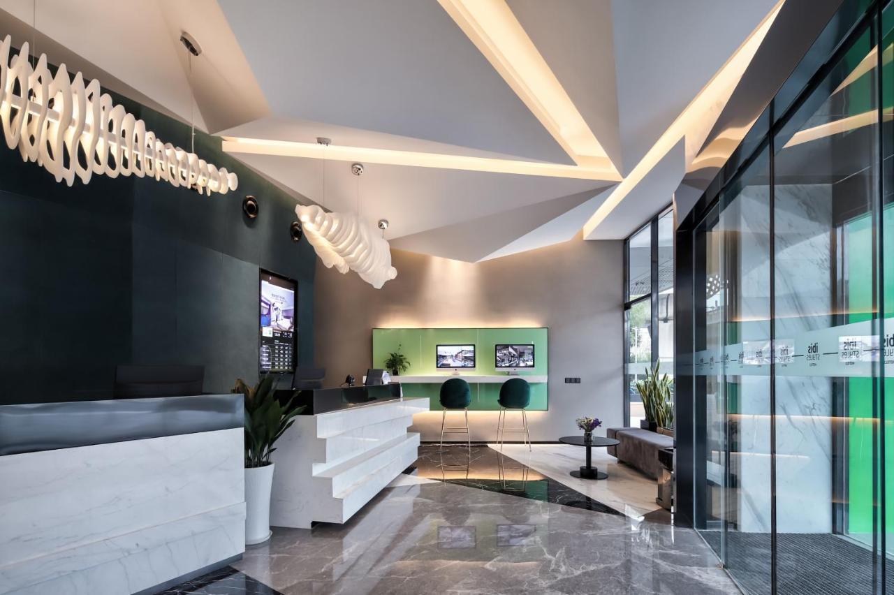 Ibis Styles Nanjing South Railway Station North Square Hotel Esterno foto