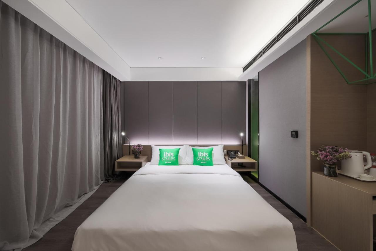 Ibis Styles Nanjing South Railway Station North Square Hotel Esterno foto