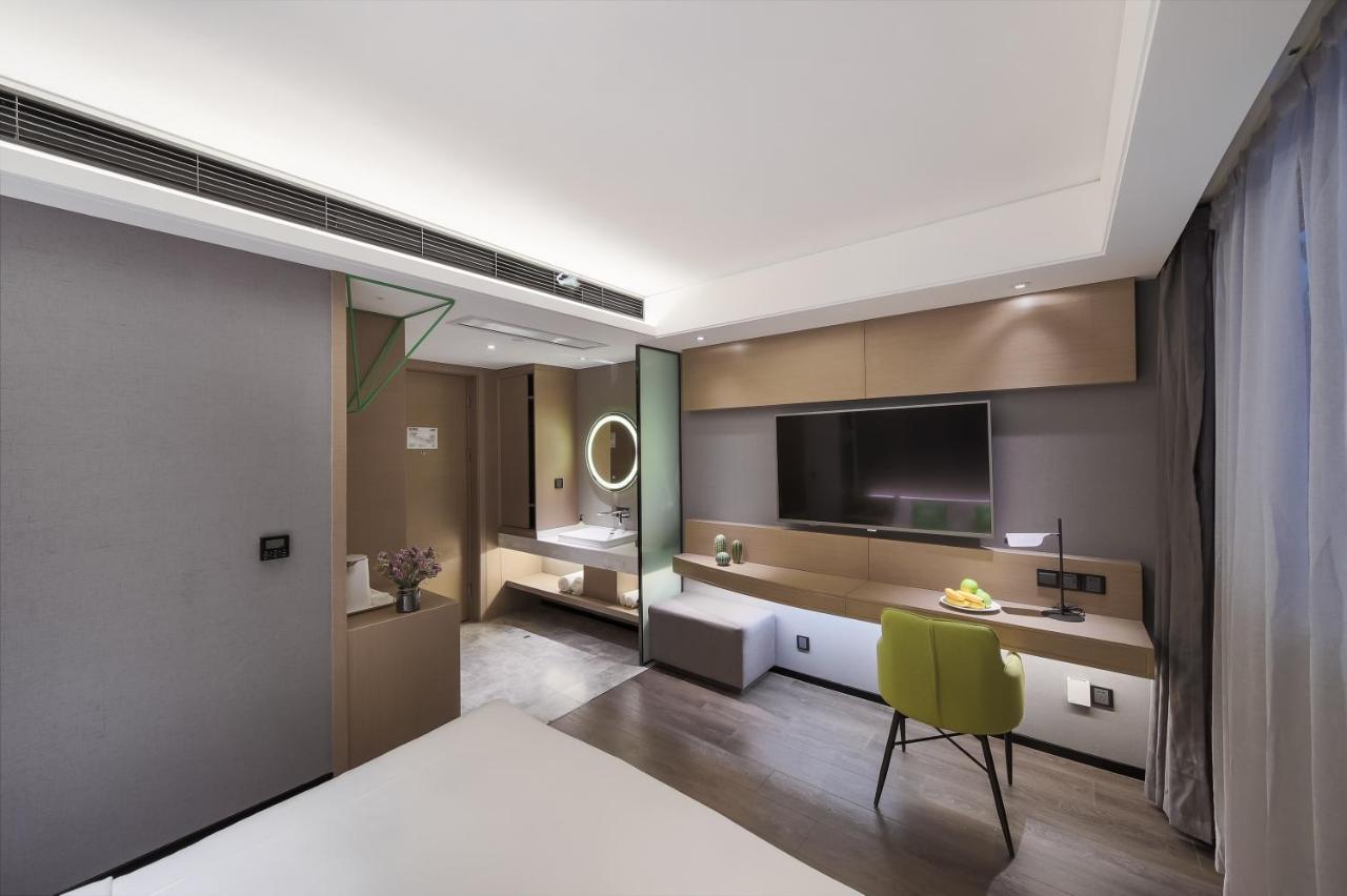 Ibis Styles Nanjing South Railway Station North Square Hotel Esterno foto