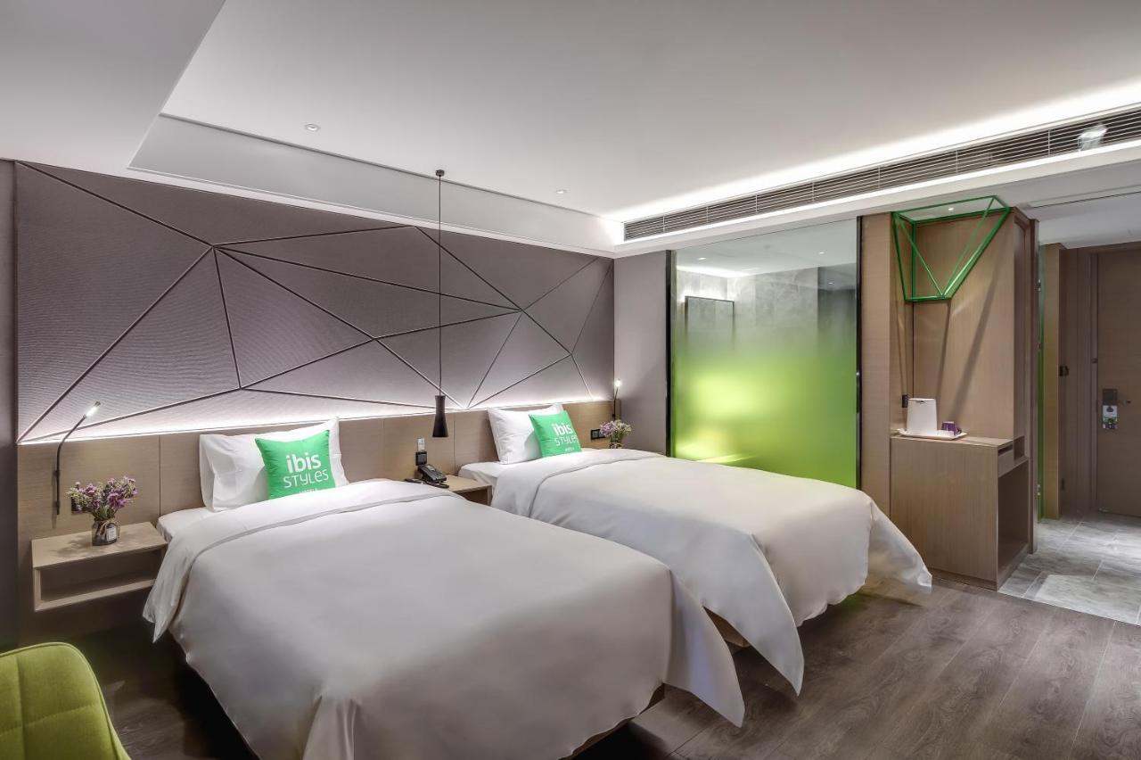 Ibis Styles Nanjing South Railway Station North Square Hotel Esterno foto